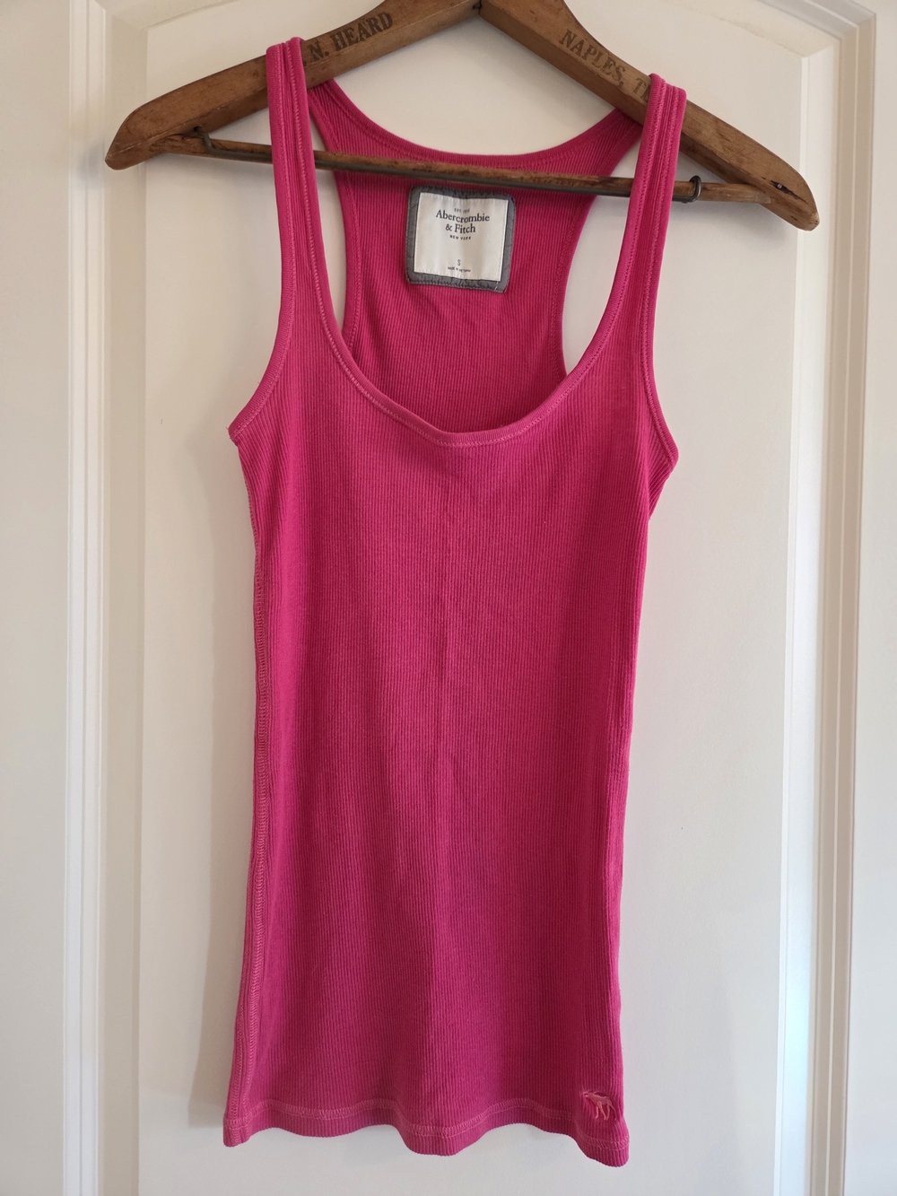 Abercrombie & Fitch Vintage Hot Pink Ribbed Racerback Tank Top Y2K Moose Logo S